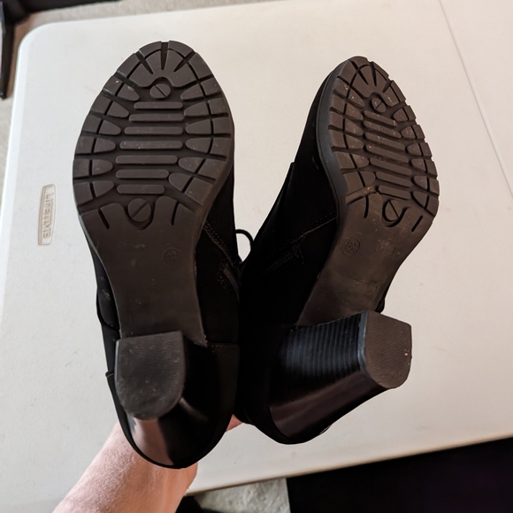 Rialto, black, ankle boots, Size 6.5 - Picture 3 of 6